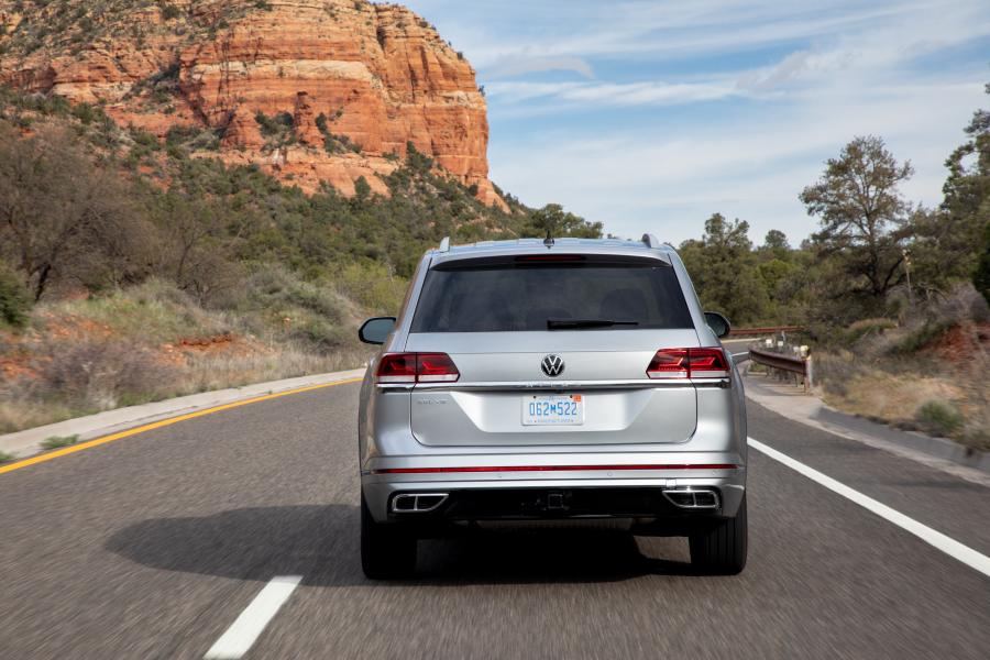  Volkswagen Atlas SEL V6 R-Line 2020 года  (фото 7 из 43)